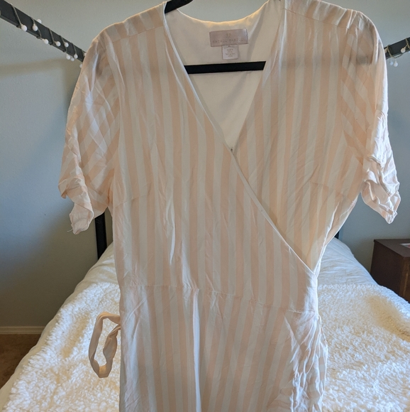 Rachel Parcell Ruffle Wrap Dress - Picture 2 of 3